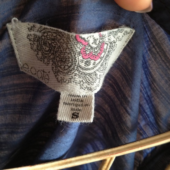 SOLD Button Up Tank - Picture 3 of 3