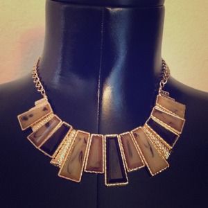 Faceted Fan Necklace Set
