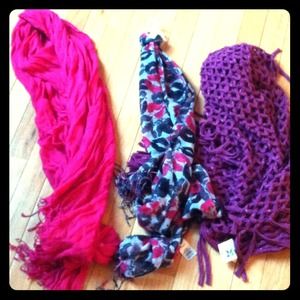 3 scarves. BUNDLE