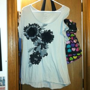 Ivory top w/black taffeta flowers xl