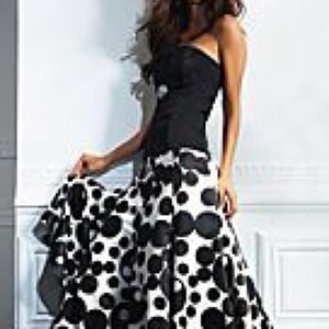 Sexy dress for the evening it's two pieces