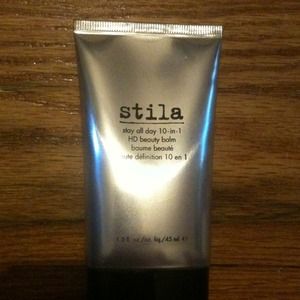 Stila 10 in 1 HD Beauty Balm