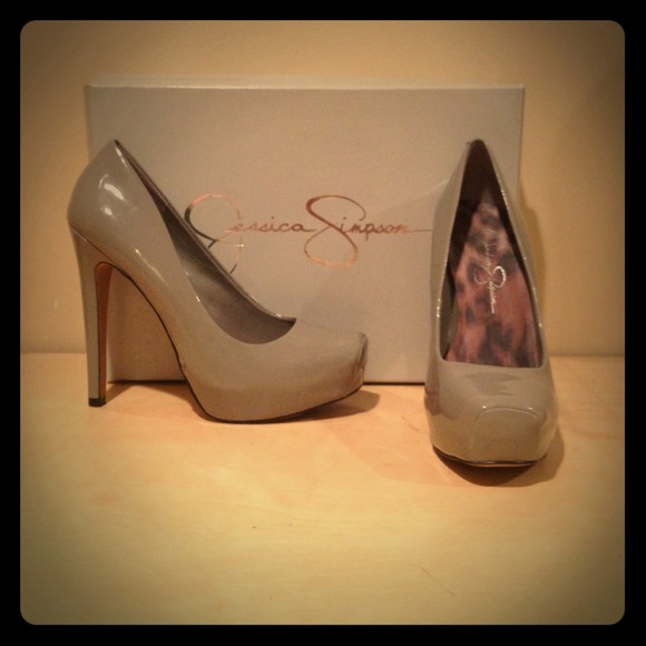 Jessica Simpson heels