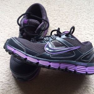 Reduced! Grey and purple Nike's. make an offer!