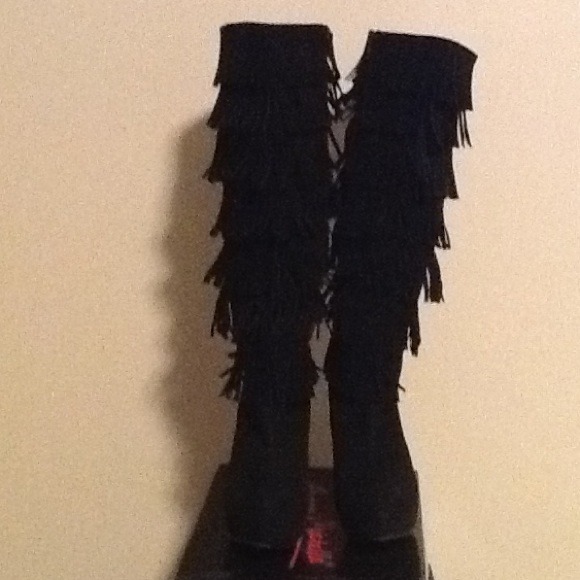 Black boots (Reduced!)