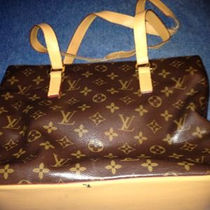 Nock off can't afford the "K" faux LV