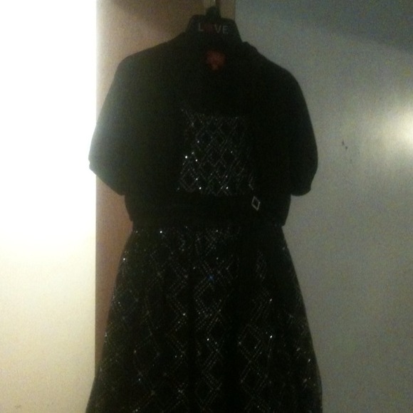 Black dress with bling,my 11 year old daughters - Picture 2 of 2