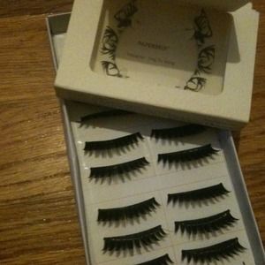 Paperself eyelash bundle