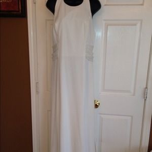Off white/ivory wedding dress - worn once