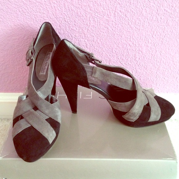 Black & Grey Suede Heels!