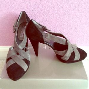 Black & Grey Suede Heels!