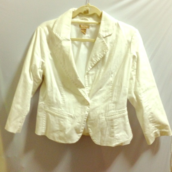 Off- White Blazer Great For Summer From 21