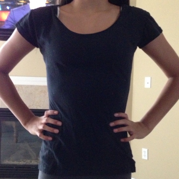 Black short sleeve top