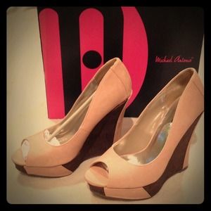 Michael Antonio wedge heels