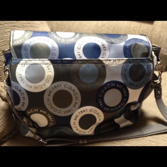 Coach Snaphead Diaper Bag/Laptop Case - Picture 2 of 4