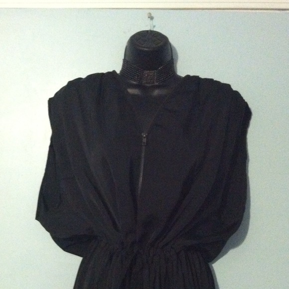 Dresses & Skirts - 🚫Reserved🚫for ale120🐝🐝Zippered Dress