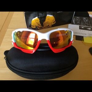 Oakley jawbone sunglassea