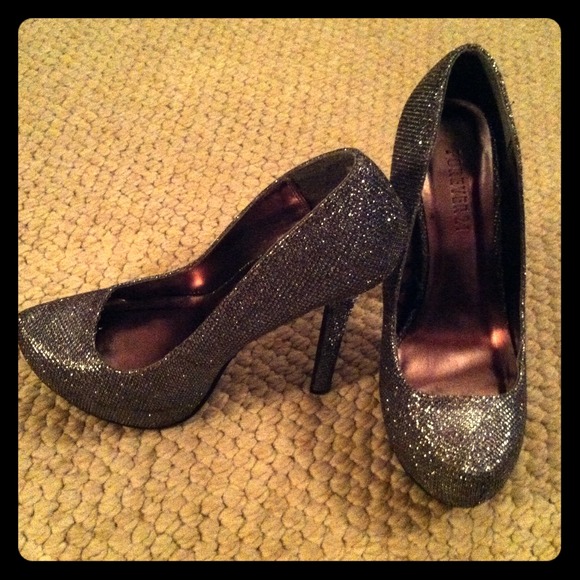 Silver sparkle 4.5 inch heel - Picture 1 of 3