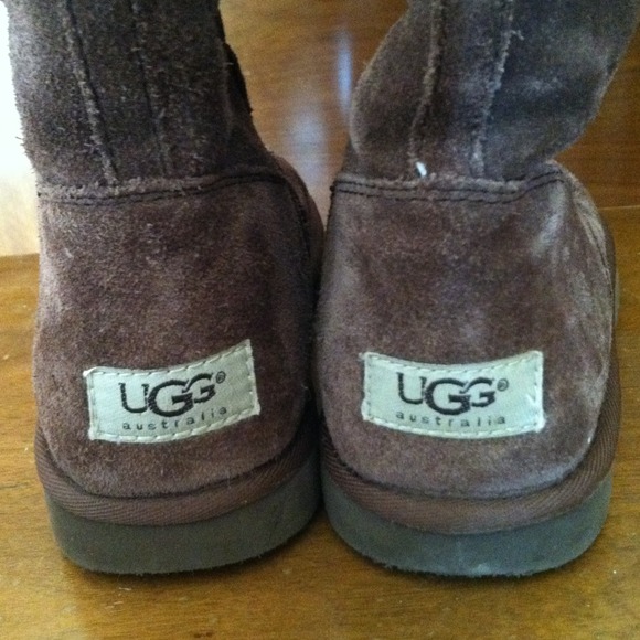 Dark brown Uggs