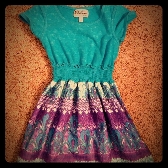 Girls size 5 dress❌Sold❌