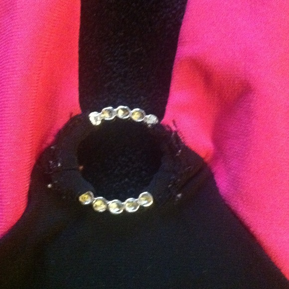 Pink/black halter - Picture 2 of 2