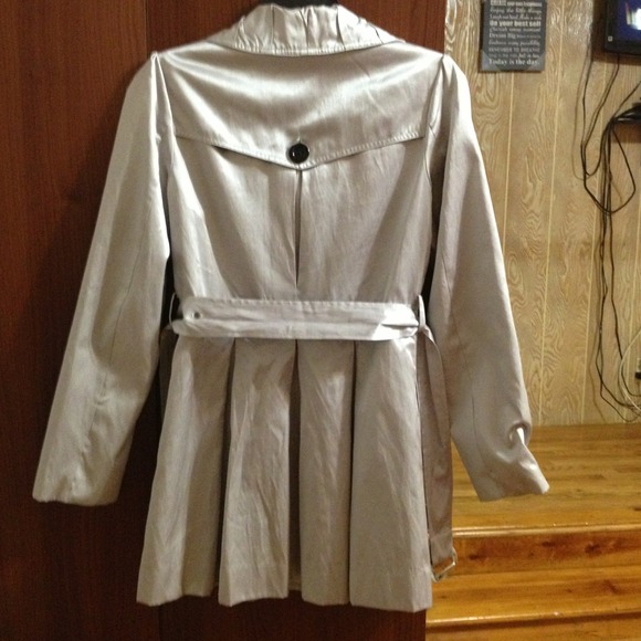 Spring light jacket - Picture 2 of 2