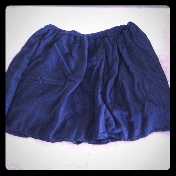 🎀TRADED🎀Brandy Melville High wasted blue skirt!