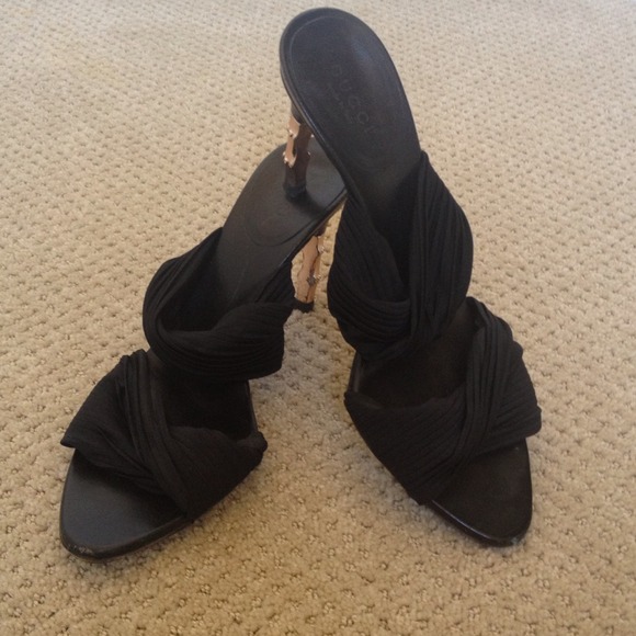 SOLD on other site Authentic Gucci black sandals - Picture 2 of 4