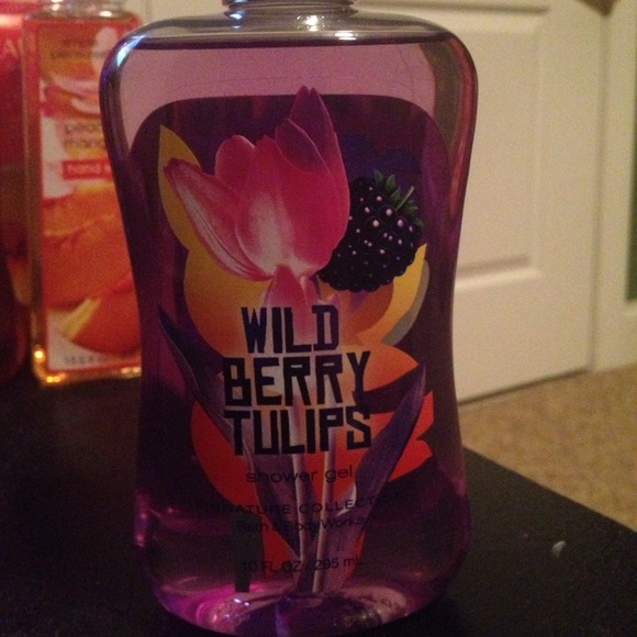 Wild berry tulips