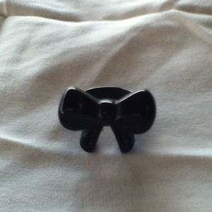 Black bow ring