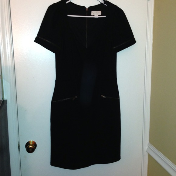 Jessica Simpson bodycon deep V neck black dress