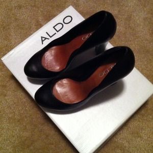 ⭐Price reduced⭐ until after July 4th ALDO pump
