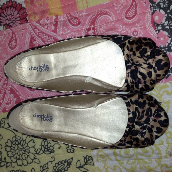 Leopard Flats