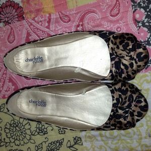Leopard Flats