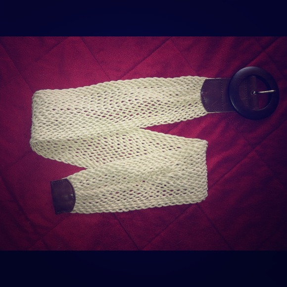 ❌SOLD❌Old Navy Belt, size Small - Picture 1 of 1