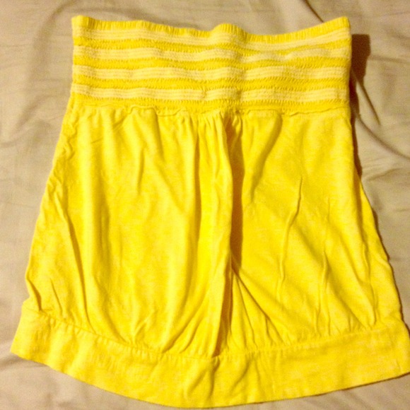 Cute yellow tube top!REDUCED!!!