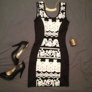 Bodycon b&w dress🎀