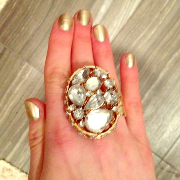 ❌SOLD❌Stretchy oversized cocktail ring
