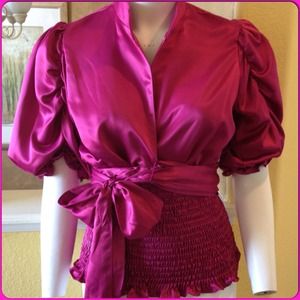 ❌SOLD N BUNDLE💞Fuchsia satin blouse 💞