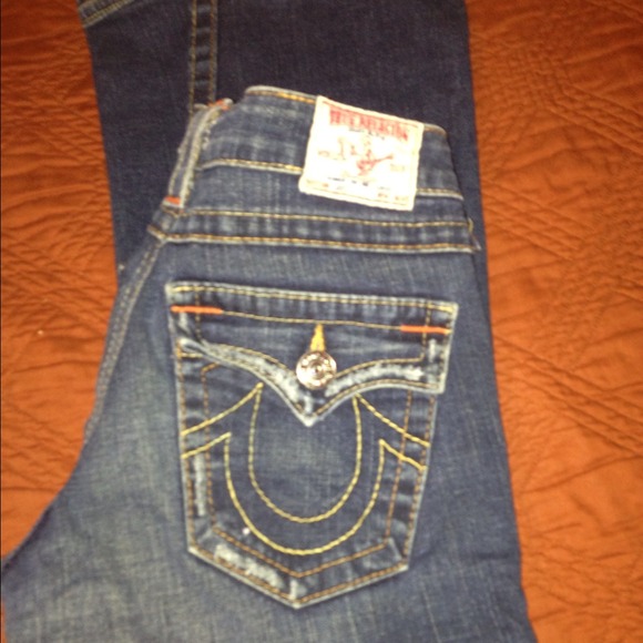 True Religion - Picture 3 of 4