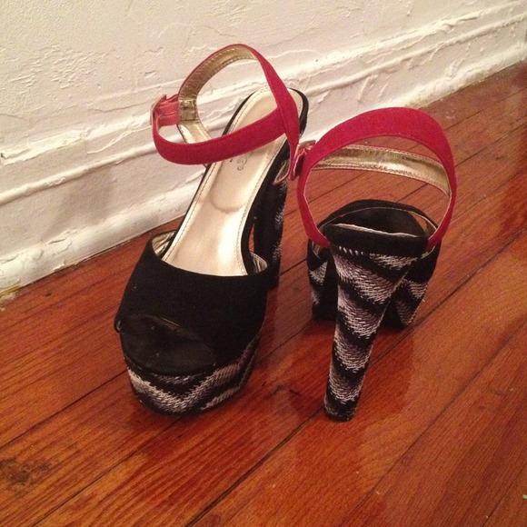 Shoes - Black, red and white sandals.