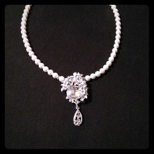 Pearl and crystal wedding necklace