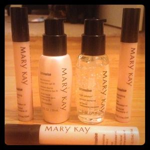 Mary Kay Timewise day/night solution and  serumx3