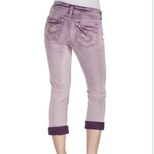 🎯SOLD🎯Silver jeans NWT Suki Capri