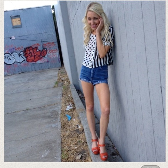 Tops - Mod stripe crop top polkadots- SALE