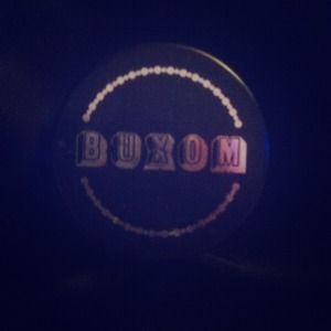 Buxom gel eyeliner TRADED ✋