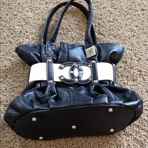 Chanel black and white bag