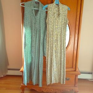 2 dresses bundle