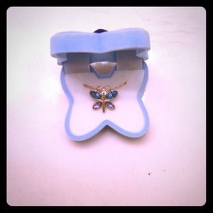 ✂PRICE CUT✂💙Beautiful blue butterfly necklace💙