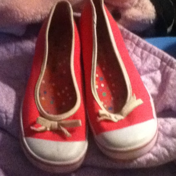 Pink wedge type shoes
